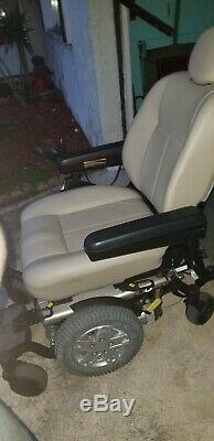 4 wheeled power chair