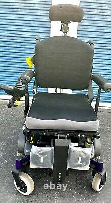 AMYLIOR Alltrack M3 Series mid-wheel drive power wheelchair $3,000 Arroyo Gra