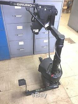 BRUNO Mobility Scooter Hoist VSL-670 Electric Lift Power Chair Van Taxi Cab Limo