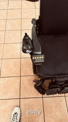 Blue Quickie Q300M Mini Mobility Scooter Use One Time? Needs New Batteries