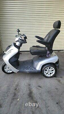 EV RIDER ROYALE 3 CARGO MOBILITY SCOOTEREV Rider TOP Speed 9.3MPH