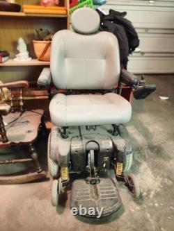 Electric Power Wheelchair Mobility Chair Works Great Condition Quantum 1121