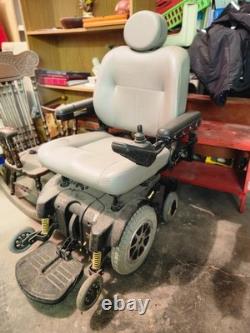 Electric Power Wheelchair Mobility Chair Works Great Condition Quantum 1121