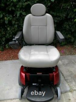 Electric powered wheelchair Jazzy 1113 Quantum NEW Batteries