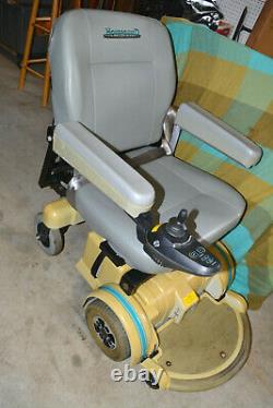 Hoveround MPV5 Power Wheelchair Scooter, W Leg Supports Bottle Bag Charger 21234