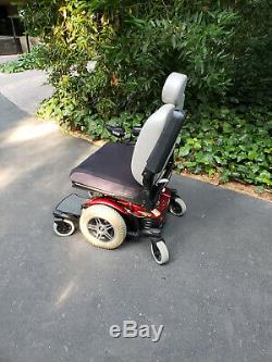 Jazzy 614 HD Mobility Chair Complete Excellent Condition, withBattery and Charger