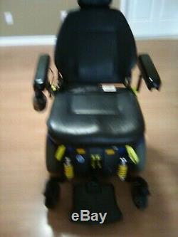 Jazzy 614 hd Powerchair