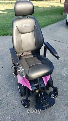 Jazzy Air Powerchair by Pride Mobility 2 years NEW! Literally, used once