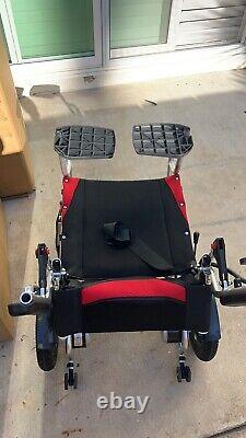 Lightweight foldable electric wheelchair scooter