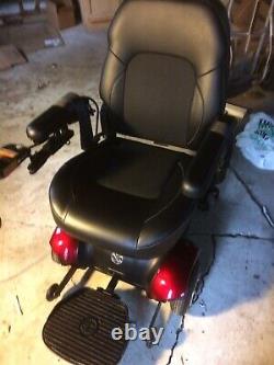 MERITS Powerbase Wheelchair P322 Vision CF with front wheel drive