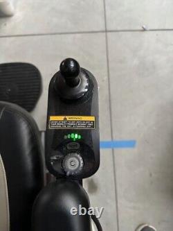 Merits Vision Sport Power Mobility Chair Very Good Condition