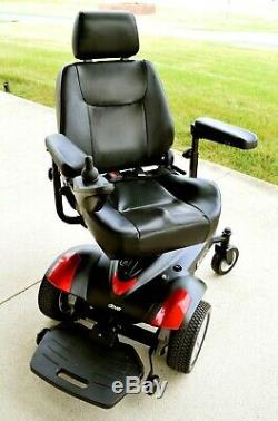 Mobility scooter Power wheelchair Titan by Drive mint condition runs great