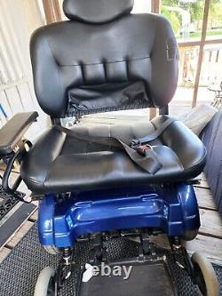 Mobilty Chair holds up to 650bs p