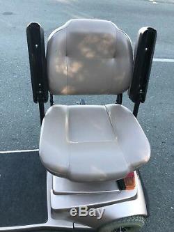 PRIDE LEGEND ELECTRIC MOBILITY SCOOTER 3-WHEEL Full Size Power Wheelchair