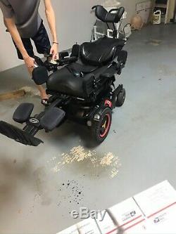 Permobil F3 Corpus Electric Wheelchair Tilt, Recline, leg lift and elevate 18x19