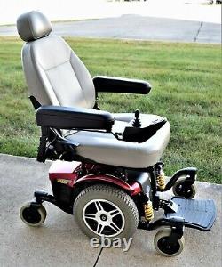 Power wheelchair Jazzy 614 HD chair runs and looks great 450 pound rated nice