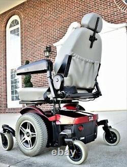 Power wheelchair Jazzy 614 HD chair runs and looks great 450 pound rated nice