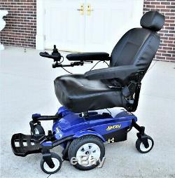 Power wheelchair Jazzy Select 6 mint shows 4 hours running time cream puff