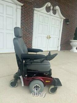 Power wheelchair Pronto M-51 by Invacare nice condition well taken care of
