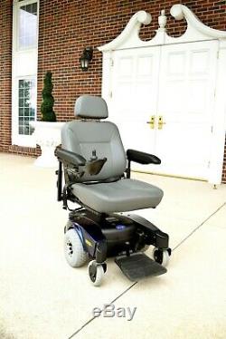 Power wheelchair Pronto M-51 by Invacare one of the smoothest chairs running