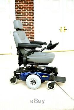 Power wheelchair Pronto M-51 by Invacare one of the smoothest chairs running