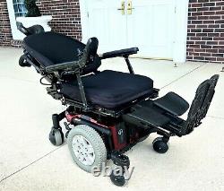 Power wheelchair Quantum 600 low miles full recline tilt feet lift nice chair
