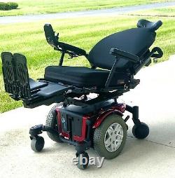 Power wheelchair Quantum 600 low miles full recline tilt feet lift nice chair