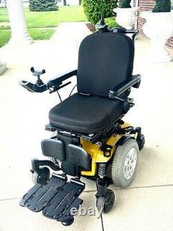 Power wheelchair Quantum Q6edge yellow bird seat tilt and recline runs superb