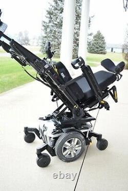 Power wheelchair Quantum edge 2.0 recline tilt feet lift good condition