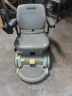 Power wheelchair hover round mpv5. It's in great condition. Needs a charger