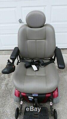 Pride Jet 3 Power Chair Electric Motorized Wheelchair Scooter'Needs Battery