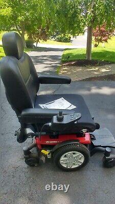 Pride Mobility Power Chair Model Jazzy 600 ES