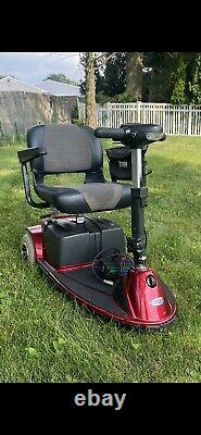 Pride Mobility REVO Electric Scooter Power Chair 300lbs Capacity