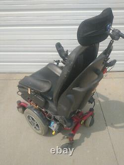 Quantum 6000Z mobility scooter/ power wheelchair, in working order with charger