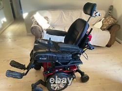 Quantum Edge 2 Mobility Wheelchair / Scooter