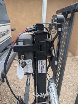 Ascenseur électrique pour voiture Bruno Wheelchair Power Scooter ASL-275 avec attelage, capacité de 350 lb