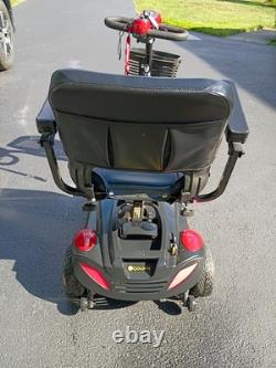 Bourdonnement d'Or autour du Scooter Électrique XL avec Corde d'Alimentation et Sac de Rangement