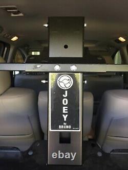 Bruno Mobility À L’intérieur De La Chaise Lift S’adapte Minivans Avec Attaches Et Garde Vfl4000