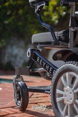 Chaise roulante électrique pliante à propulsion électrique