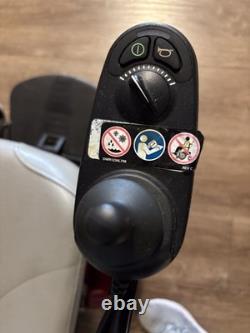 Fauteuil roulant électrique Pride Mobility Jazzy Select GT Scooter Électronique RAMASSAGE LOCAL