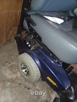 Invacare Pronto Sure Step M51 Fauteuil Roulant Scooter Batteries Puissantes. Fonctionne Très Bien