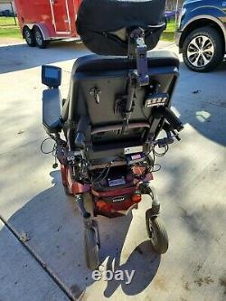 Permobil C300 Power Chair Avec Tilt, Recline & Legs Head, Tail Lights Digital