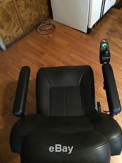 Power Mobility, Fauteuil Motorisé Rouge Pronto M41