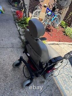 Pride Mobility Jet 3 Ultra Scooter Power Wheel Chaise Nice