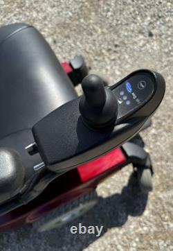 Scooter de mobilité Invacare Pronto M51 Sure Step fauteuil roulant avec nouvelles batteries en excellent état