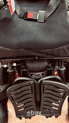 Scooter de mobilité Mini Blue Quickie Q300M à utiliser une fois ? Besoin de nouvelles batteries