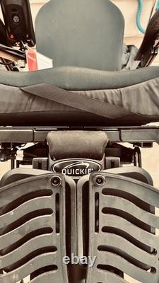 Scooter de mobilité Mini Blue Quickie Q300M à utiliser une fois ? Besoin de nouvelles batteries