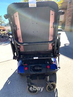 Scooter de mobilité Quickie Zero Turn Power Wheelchair + Chargeur, Batteries récentes