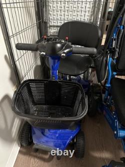 Scooter de mobilité à 4 roues fauteuil roulant électrique appareil compact avec lumières