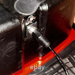 Scooter de mobilité, deux déambulateurs, un lourd et un compact, toilettes portables pliantes